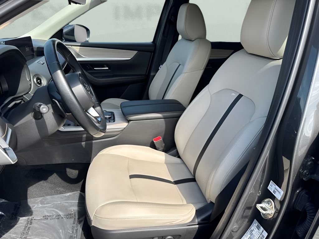 Used 2024 MAZDA CX-90 Plug-In Hybrid w/ Preferred AWD/4WD image 9