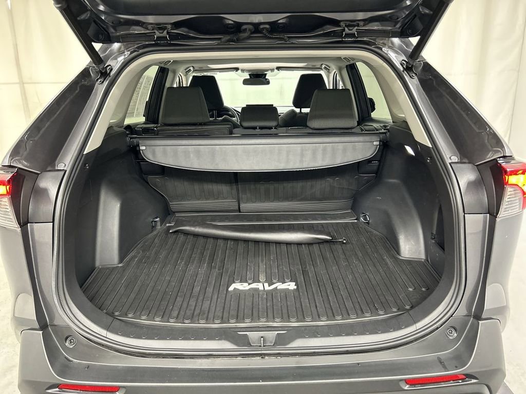 Used 2023 Toyota RAV4 XLE w/ Convenience Package image 22