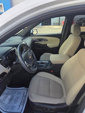 Used 2023 Chevrolet Traverse LT image 11