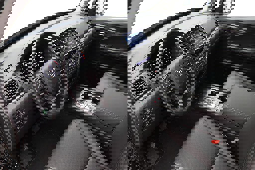 Used 2025 Honda Ridgeline RTL image 17