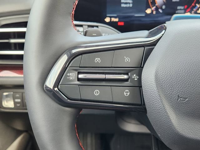 New 2026 Chevrolet Traverse RS w/ LPO, Floor Liner Package FWD image 46