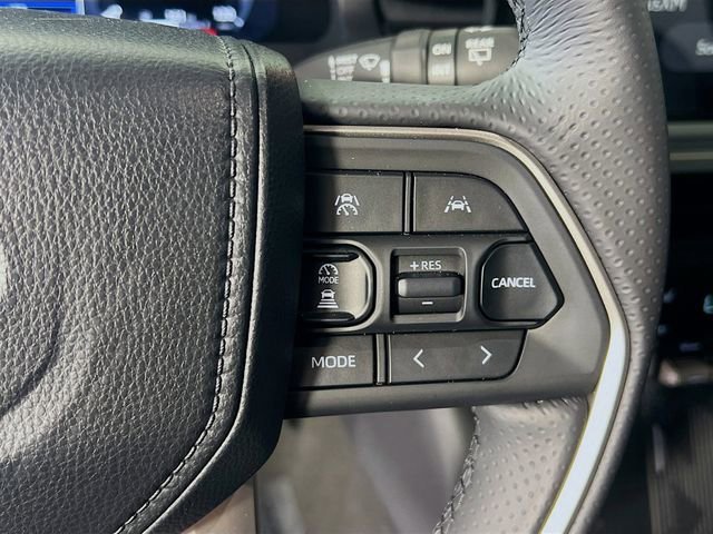 Used 2025 Toyota 4Runner TRD Off-Road Premium image 17