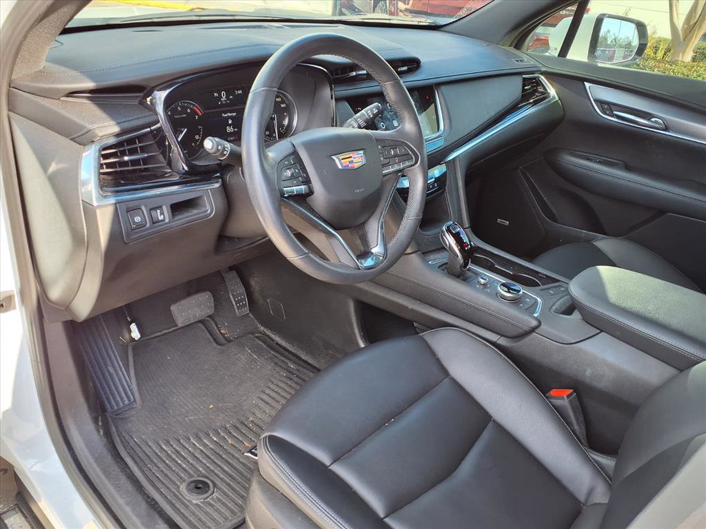 Certified 2024 Cadillac XT6 Luxury image 12