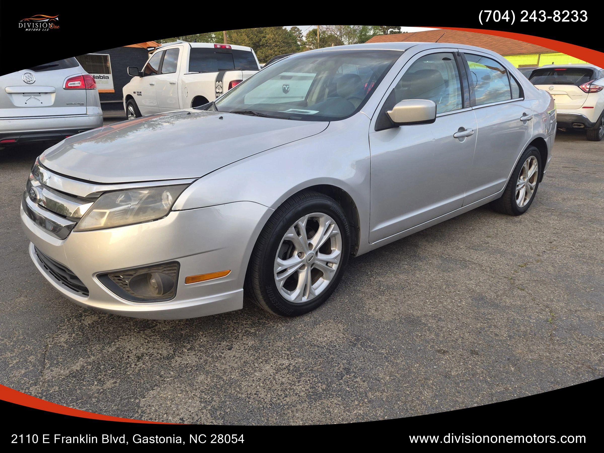 Used 2012 Ford Fusion SE image 1