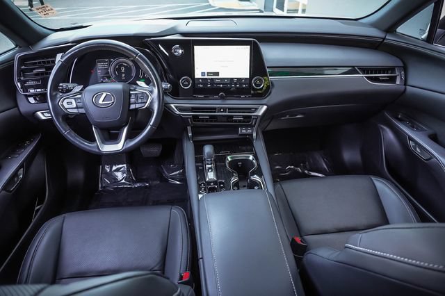 Certified 2023 Lexus RX 350h w/ Tow Prep Package AWD/4WD image 17