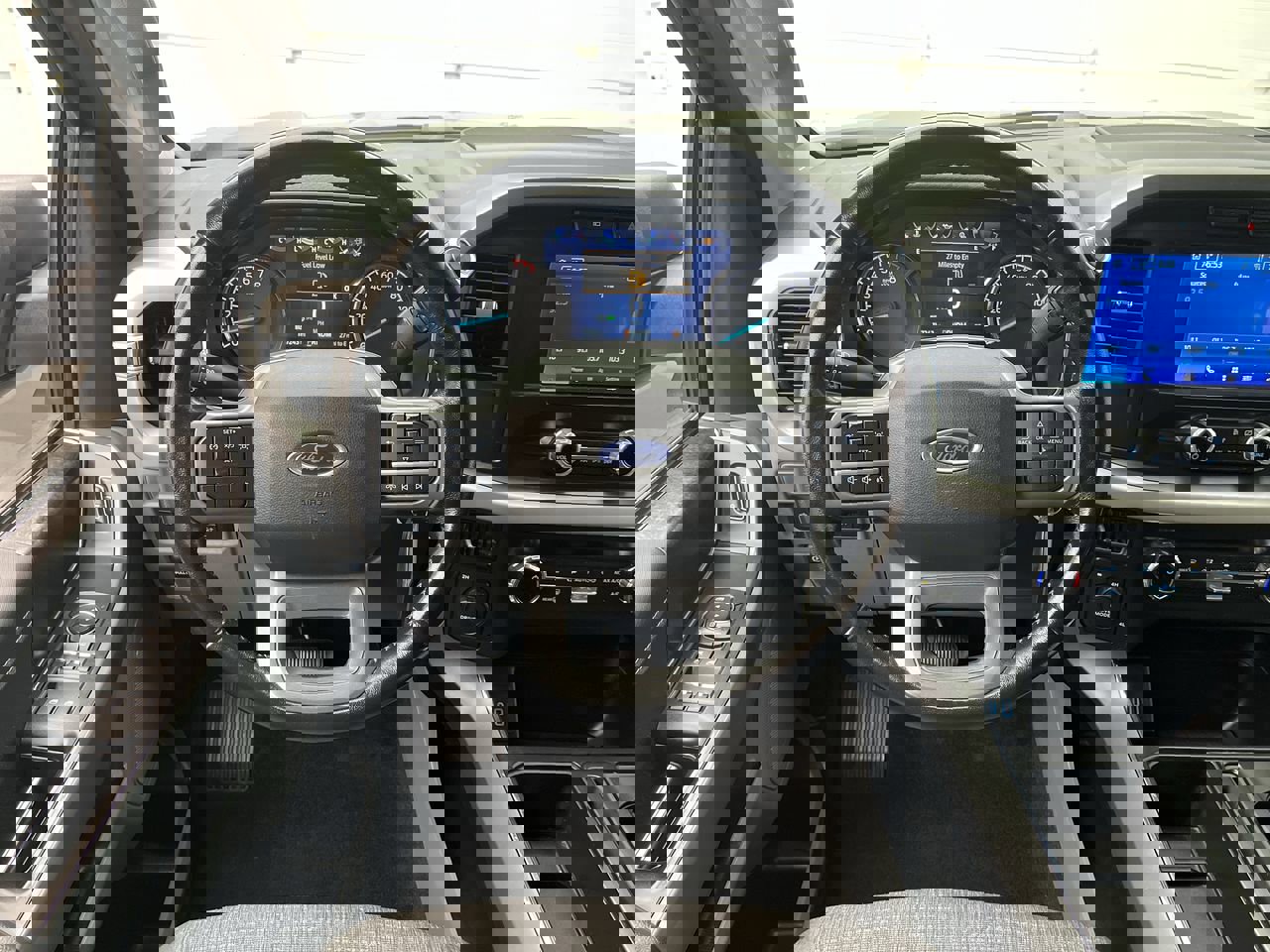 Certified 2022 Ford F150 XLT w/ Equipment Group 301A Mid image 14