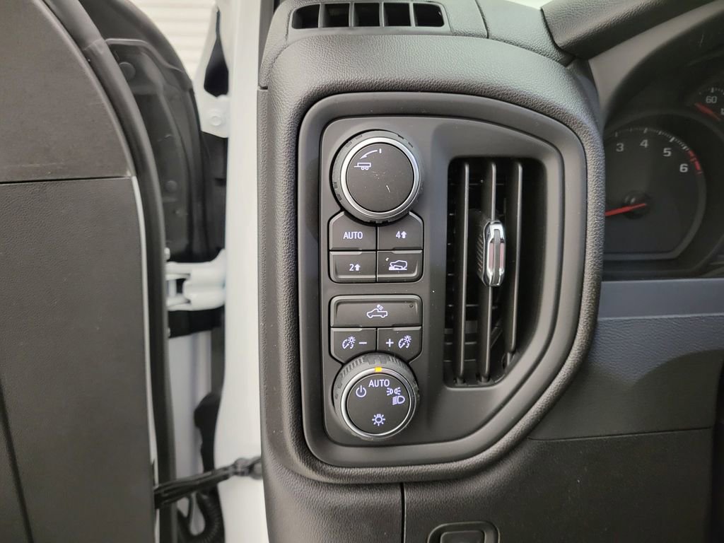 New 2026 Chevrolet Silverado 1500 Custom image 28