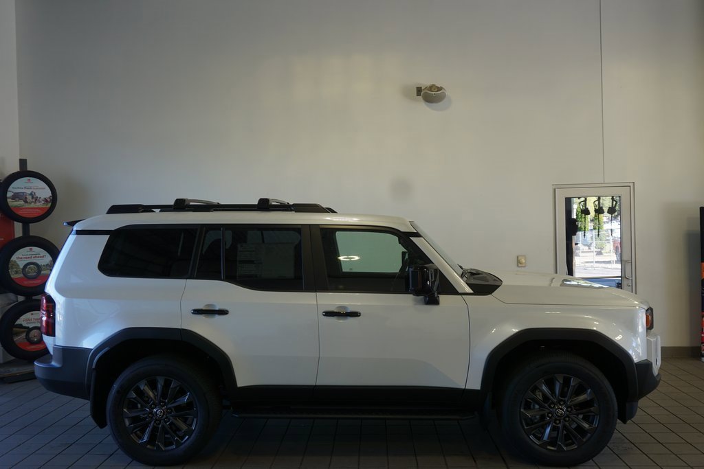New 2025 Toyota Land Cruiser image 17