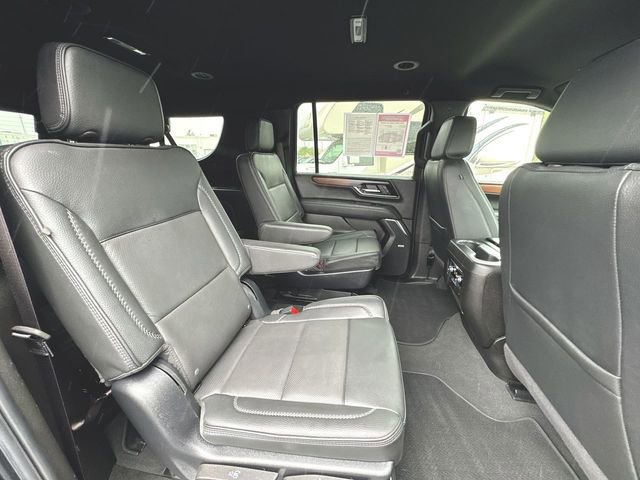 Used 2025 GMC Yukon XL Denali AWD/4WD image 27
