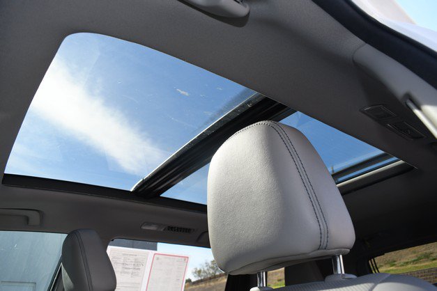 Certified 2018 Toyota Highlander Limited Platinum w/ Carpet Mat Package (TMS) AWD/4WD image 19