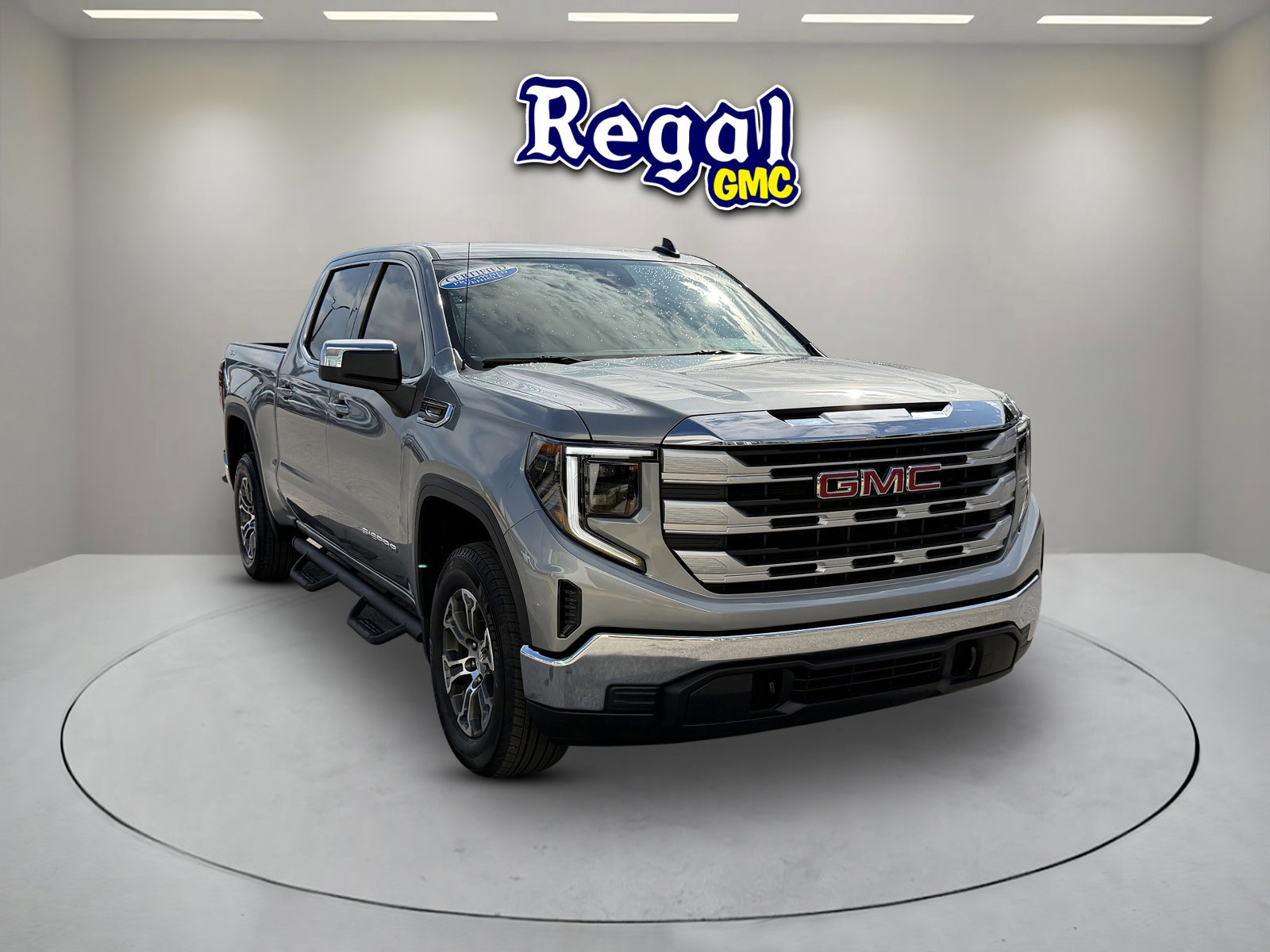Certified 2026 GMC Sierra 1500 SLE AWD/4WD image 1