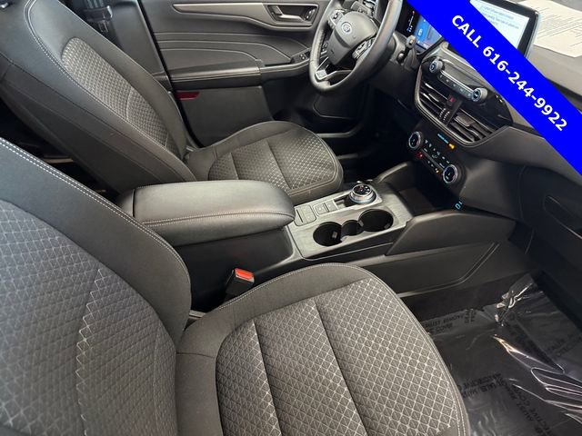 Used 2023 Ford Escape Active image 7