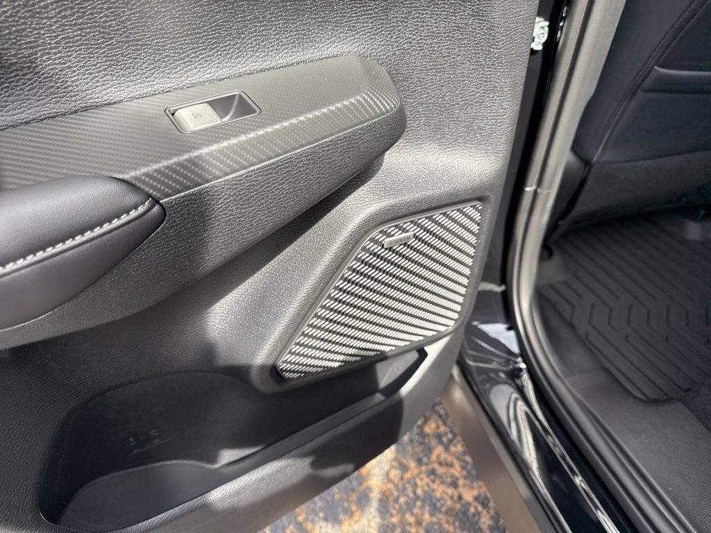New 2026 Mitsubishi Outlander LE FWD image 38