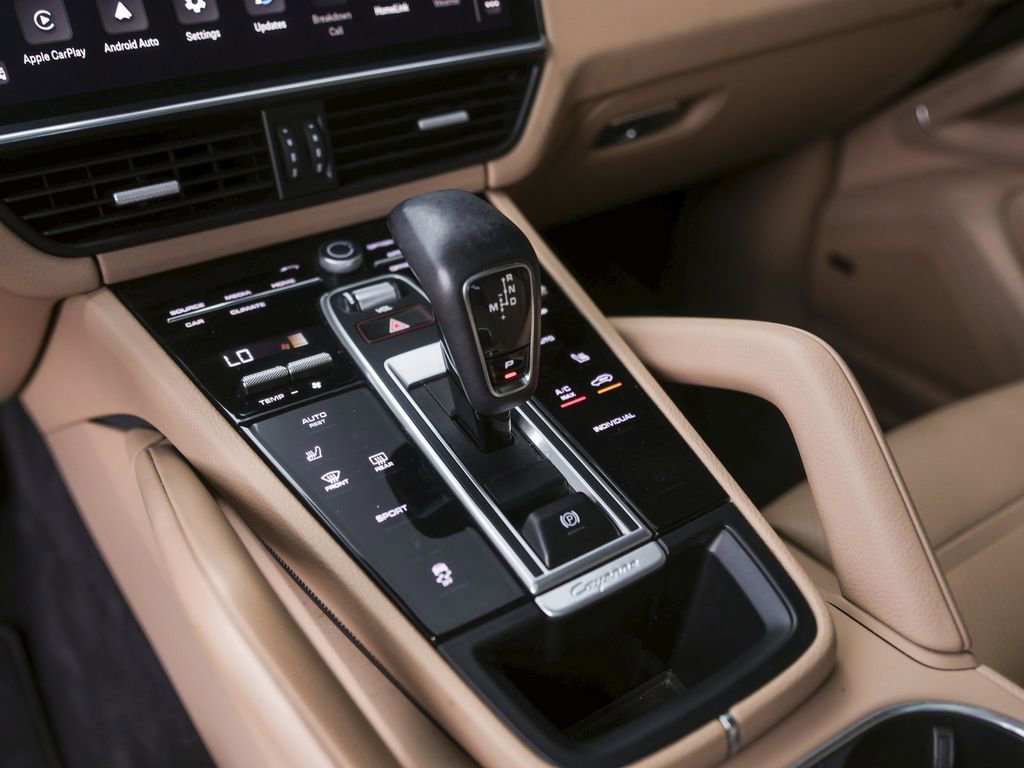Certified 2023 Porsche Cayenne Platinum Edition AWD/4WD image 26