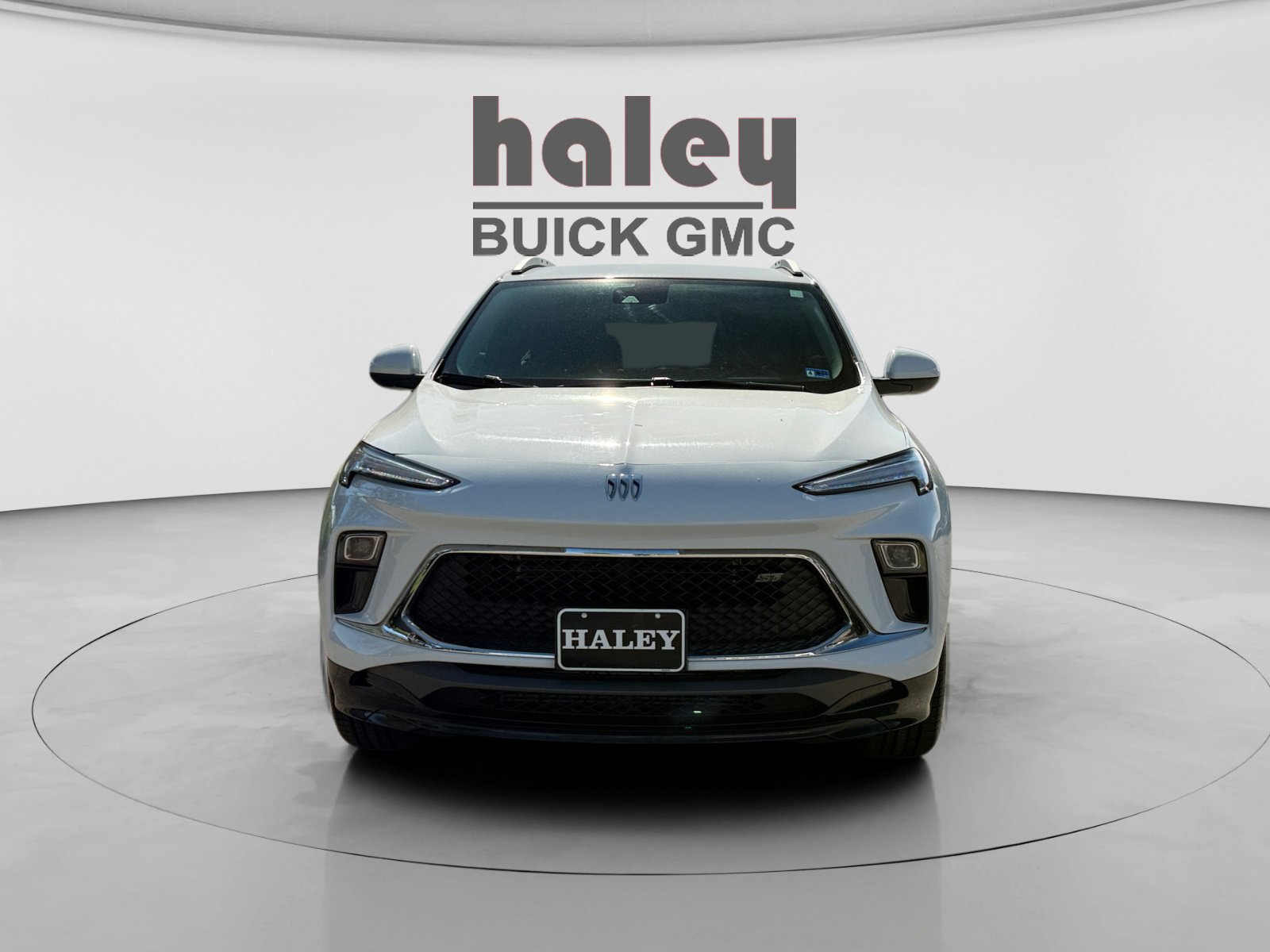 Used 2024 Buick Encore GX Sport Touring w/ Comfort Package image 8