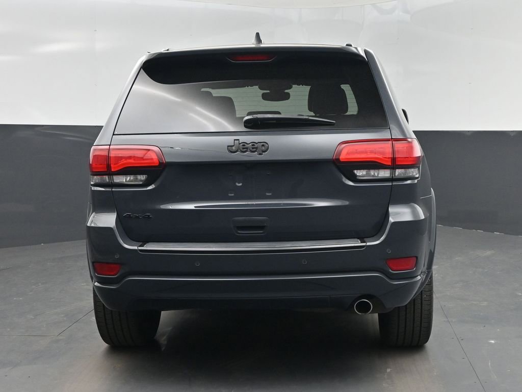 Used 2018 Jeep Grand Cherokee Altitude AWD/4WD image 27