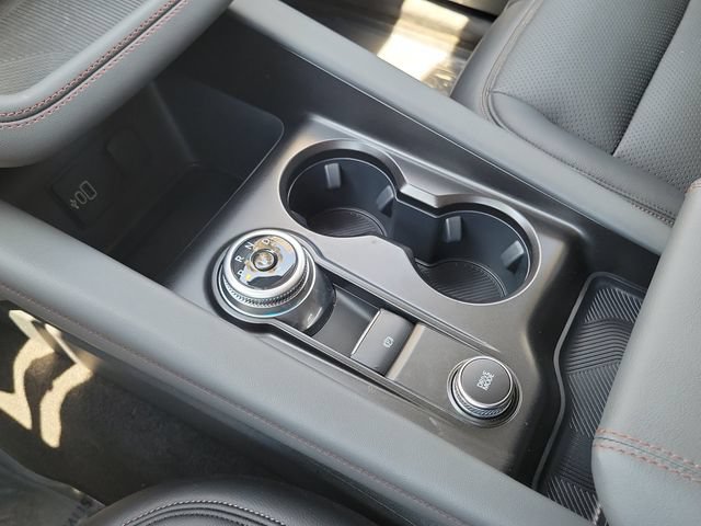 Used 2026 Ford Explorer Active RWD image 12