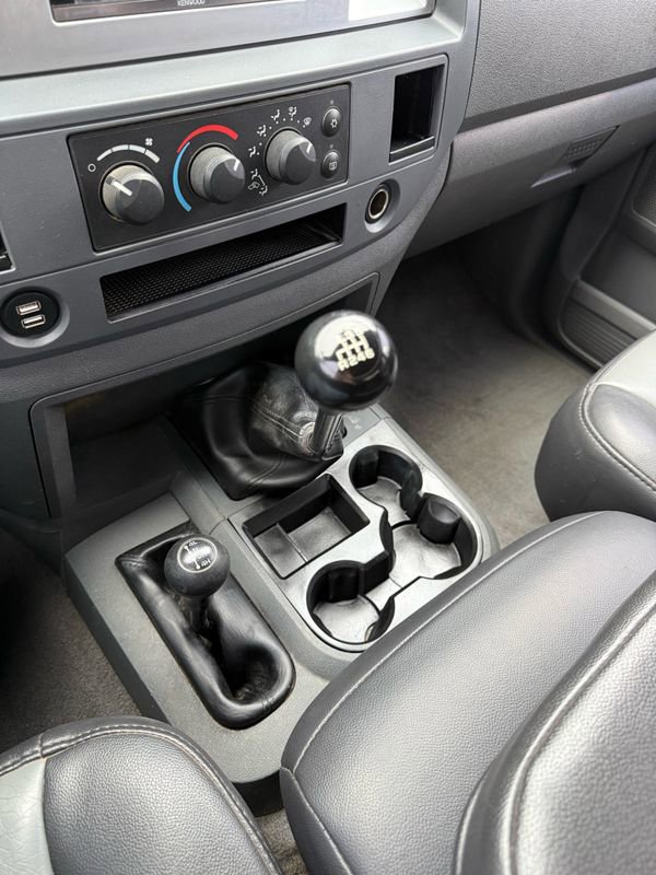 Used 2007 Dodge Ram 3500 Truck SLT w/ Quad Cab Big Horn Value Group image 14