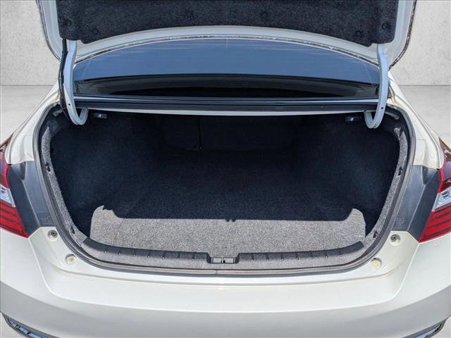 Used 2017 Honda Accord Sport image 6