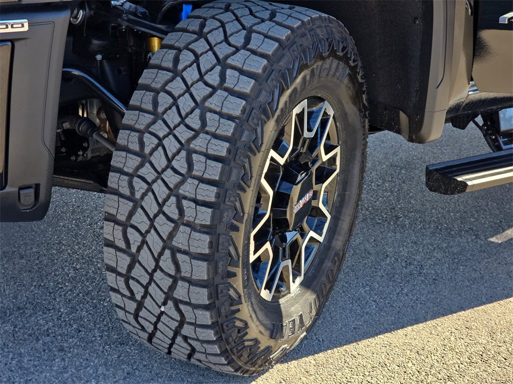 New 2026 GMC Sierra 2500 AT4X image 29