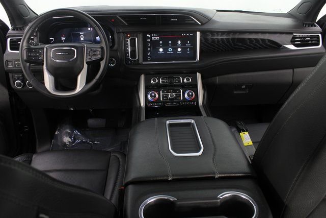 Used 2023 GMC Yukon Denali image 12