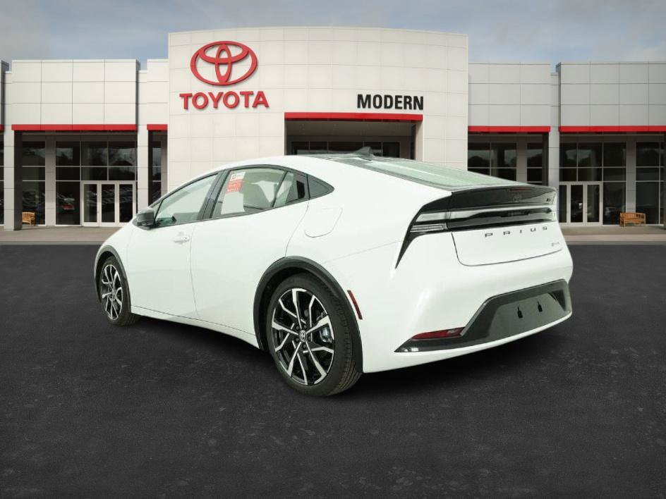 New 2026 Toyota Prius Plug-In Hybrid w/ Limited Premium Package FWD image 13