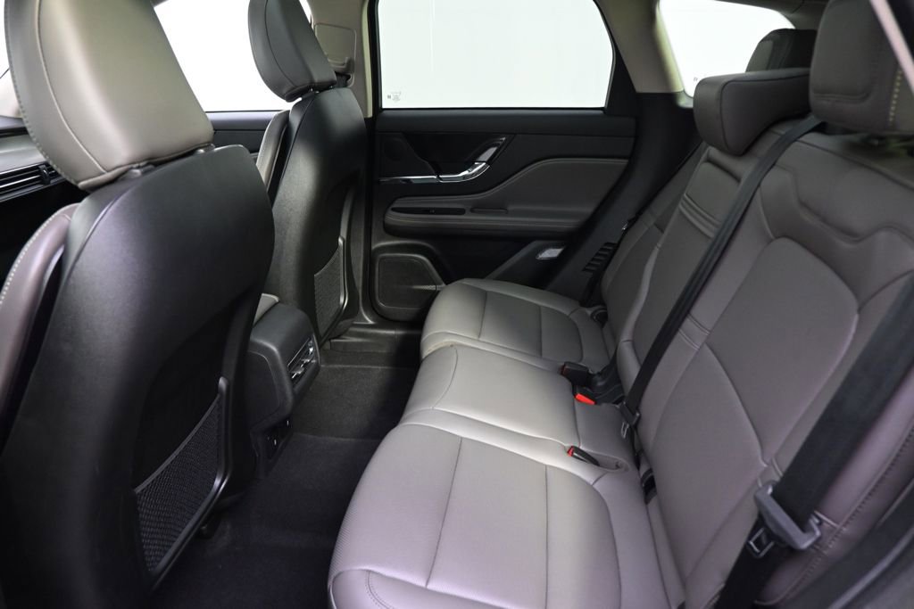 New 2026 Lincoln Corsair Premiere image 21