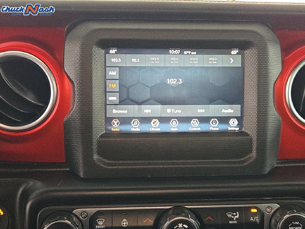 Used 2021 Jeep Wrangler Rubicon w/ Cold Weather Group AWD/4WD image 19