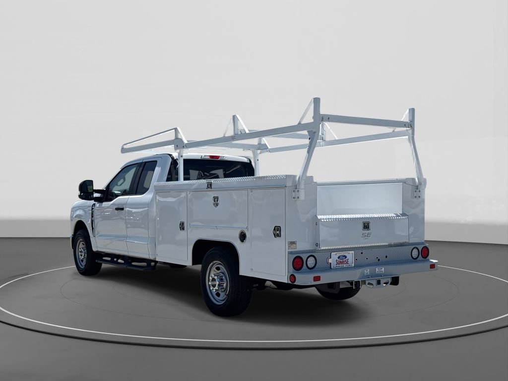 New 2025 Ford F350 XL w/ XL Chrome Package image 2