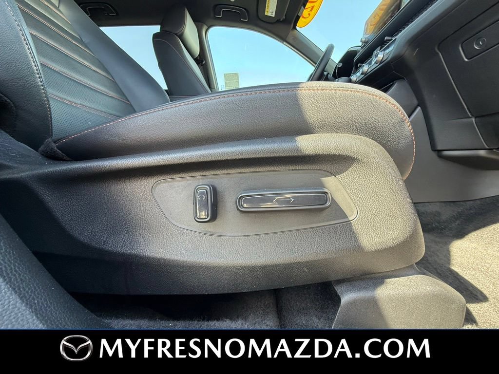 Used 2025 Honda CR-V Sport-L image 17