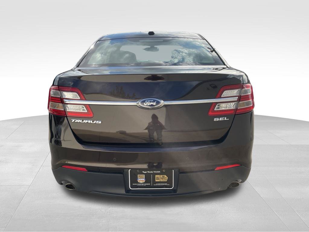 Used 2014 Ford Taurus SEL w/ Equipment Group 201A FWD image 6