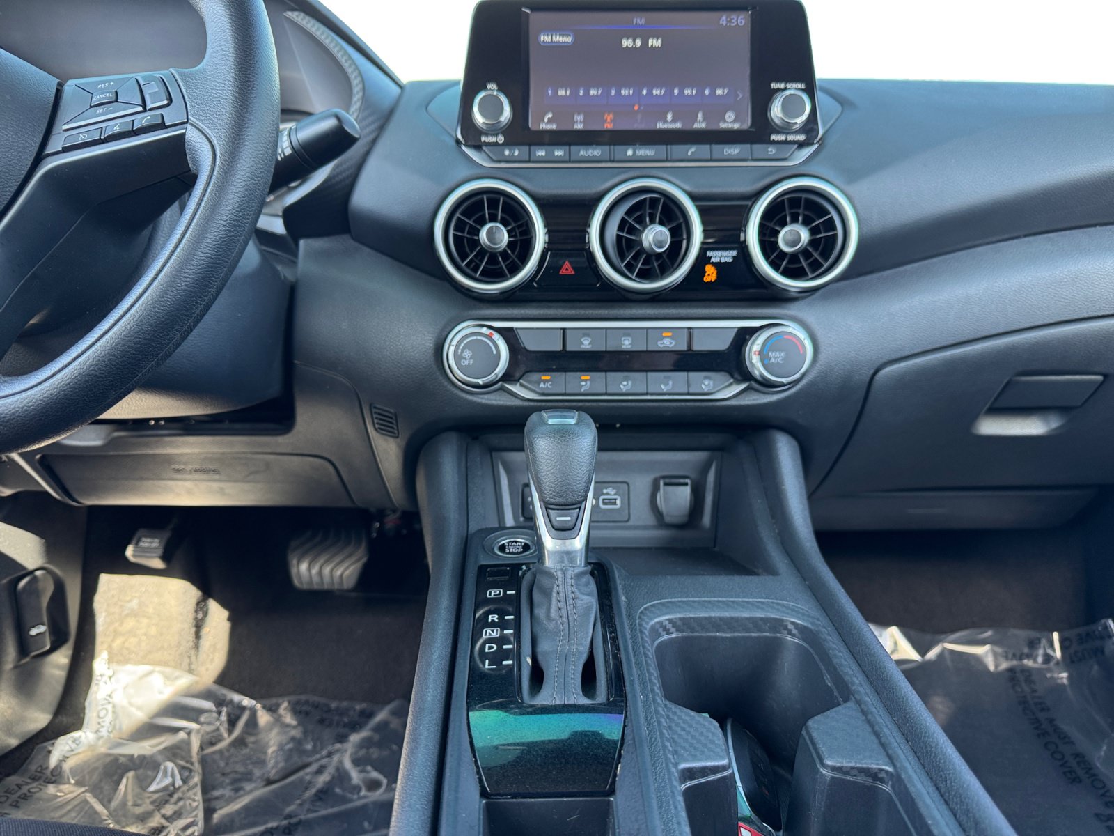 Used 2025 Nissan Sentra S FWD image 11