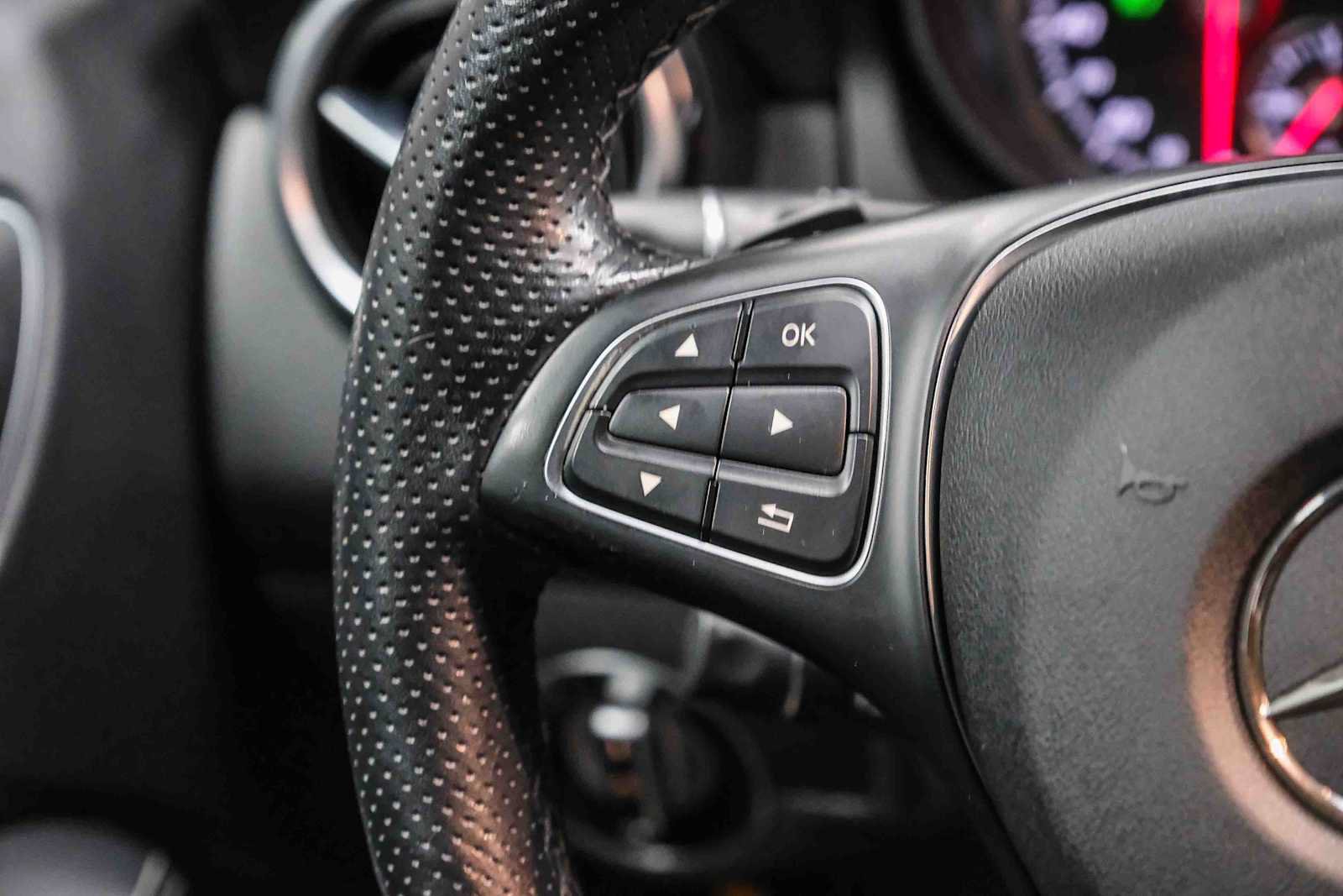 Certified 2020 Mercedes-Benz GLA 250 image 21