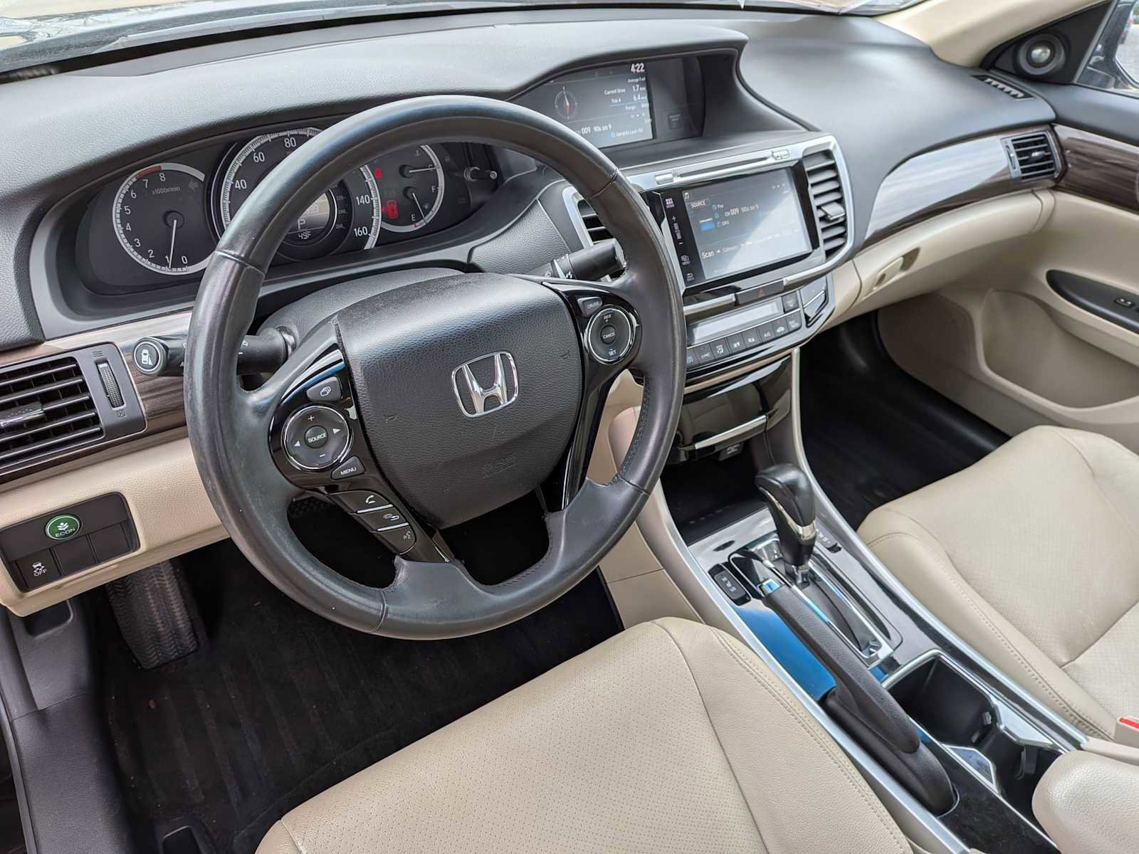 Used 2016 Honda Accord EX-L image 2