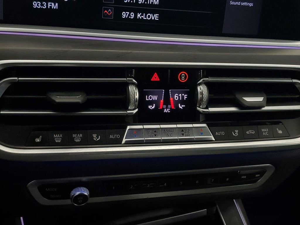 Used 2020 BMW X7 xDrive40i w/ M Sport Package AWD/4WD image 22