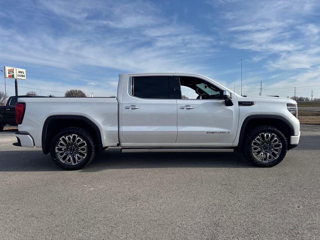 Used 2023 GMC Sierra 1500 Denali Ultimate image 9