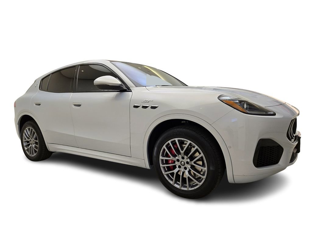 Certified 2023 Maserati Grecale GT image 3