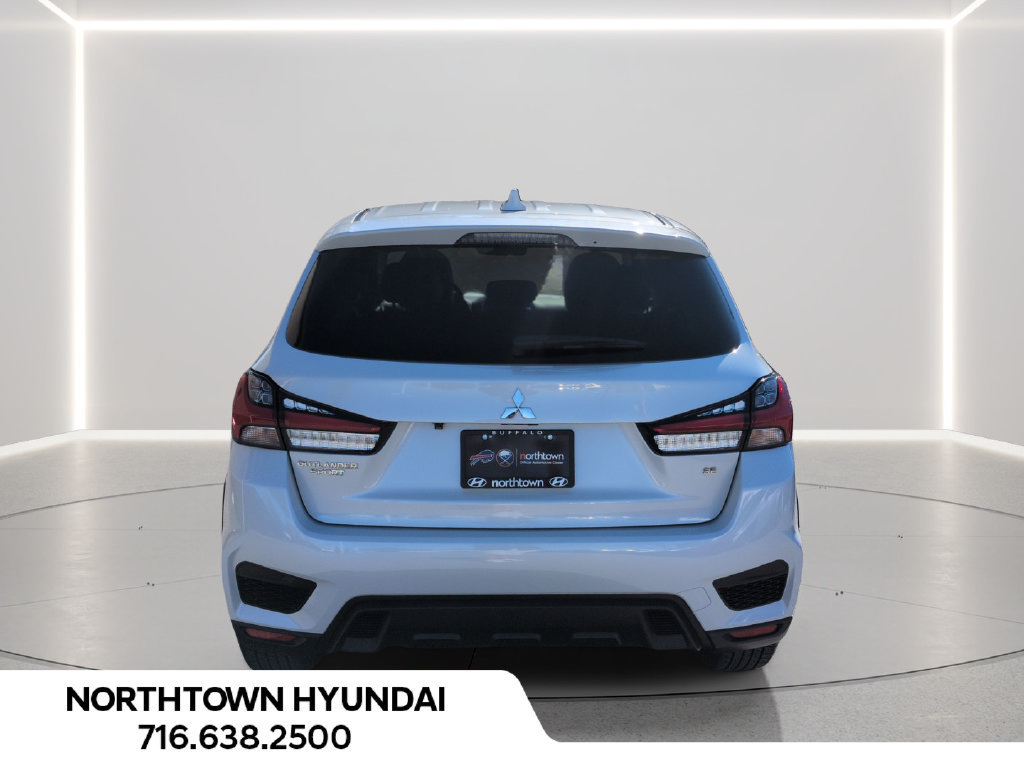 Used 2022 Mitsubishi Outlander Sport SE FWD image 5