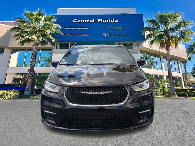 Certified 2025 Chrysler Pacifica Select FWD image 3