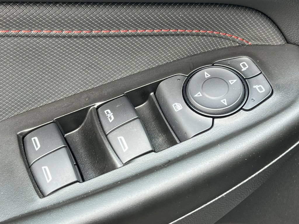 Used 2024 Chevrolet TrailBlazer RS w/ Convenience Package FWD image 18