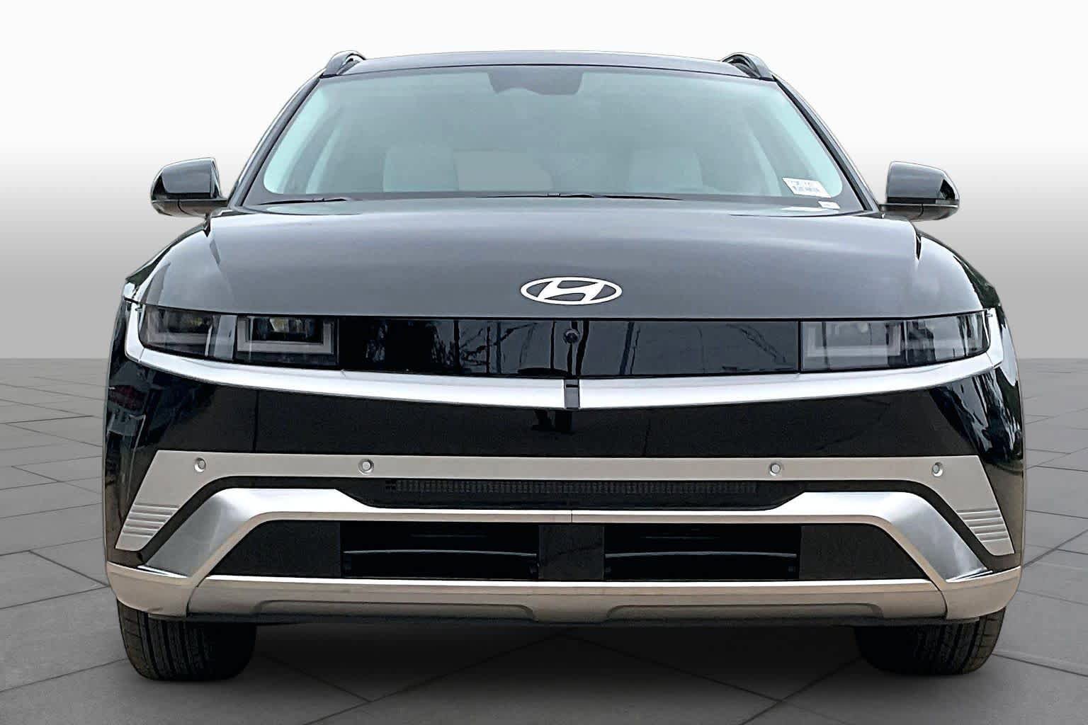 Certified 2026 Hyundai Ioniq 5 Limited RWD image 3