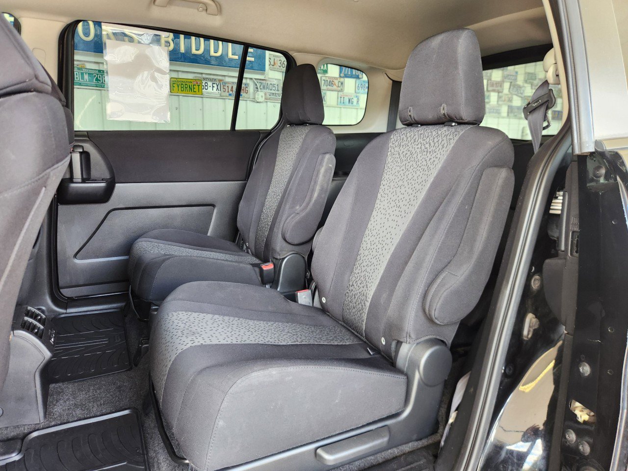 Used 2012 MAZDA MAZDA5 Sport FWD image 6