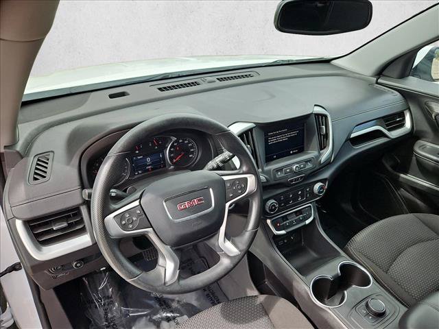 Used 2024 GMC Terrain SLE FWD image 10