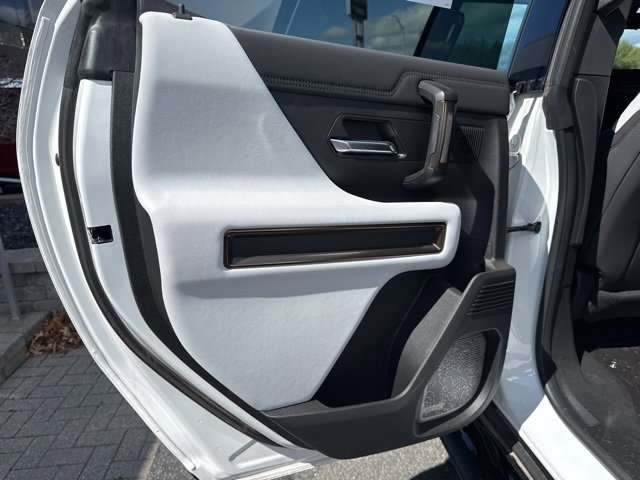 New 2024 GMC Hummer EV 2X w/ Extreme Off-Road Package image 14