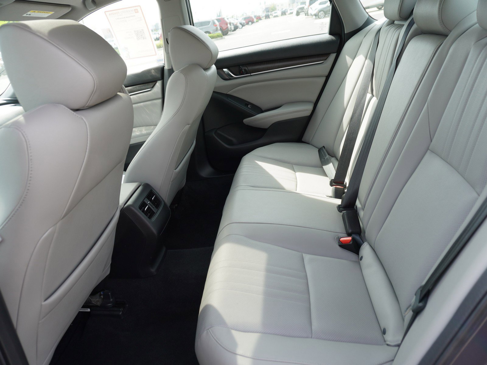 Used 2020 Honda Accord EX-L image 11