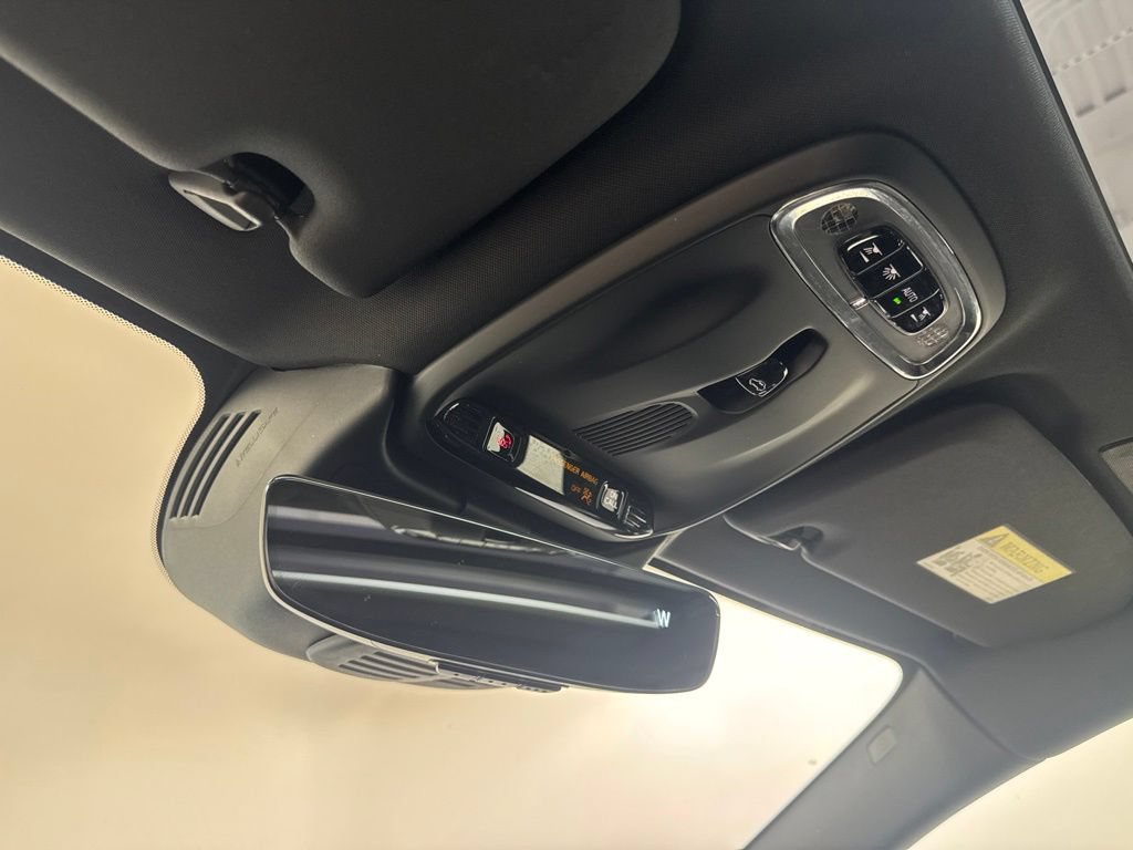 Used 2019 Volvo S60 T6 R-Design AWD/4WD image 15