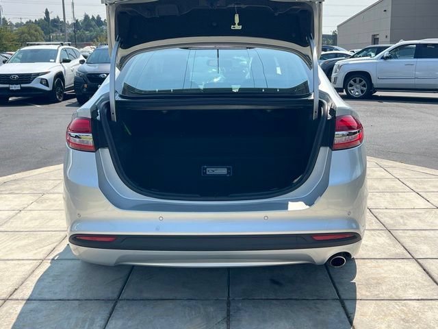 Used 2017 Ford Fusion Energi SE FWD image 12