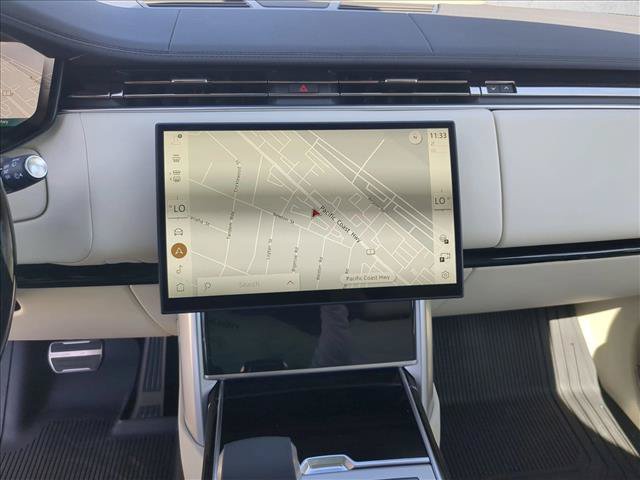 New 2027 Land Rover Range Rover Long Wheelbase SE AWD/4WD image 12