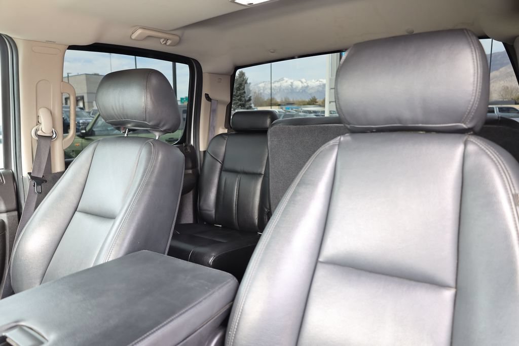 Used 2011 Chevrolet Silverado 1500 LT w/ All-Star Edition AWD/4WD image 16