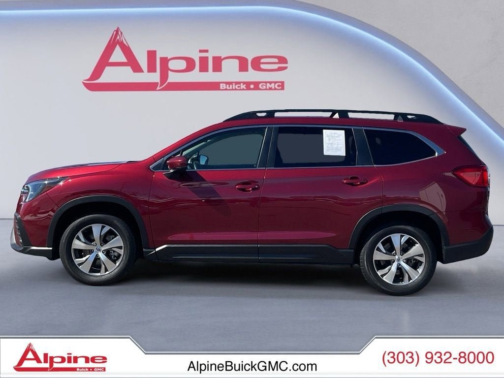 Used 2024 Subaru Ascent Premium w/ Convenience Package image 2